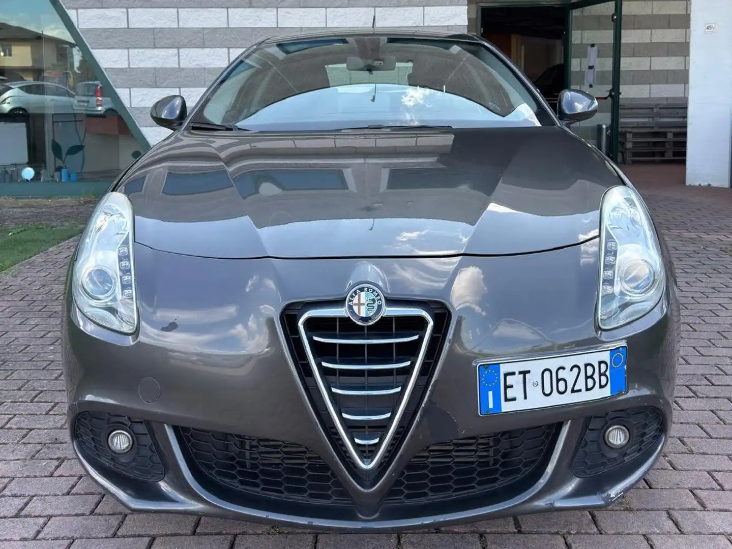 Alfa Romeo Giulietta Giulietta III 2010 1.6 jtdm(2) Progression c/CL Grau - 1