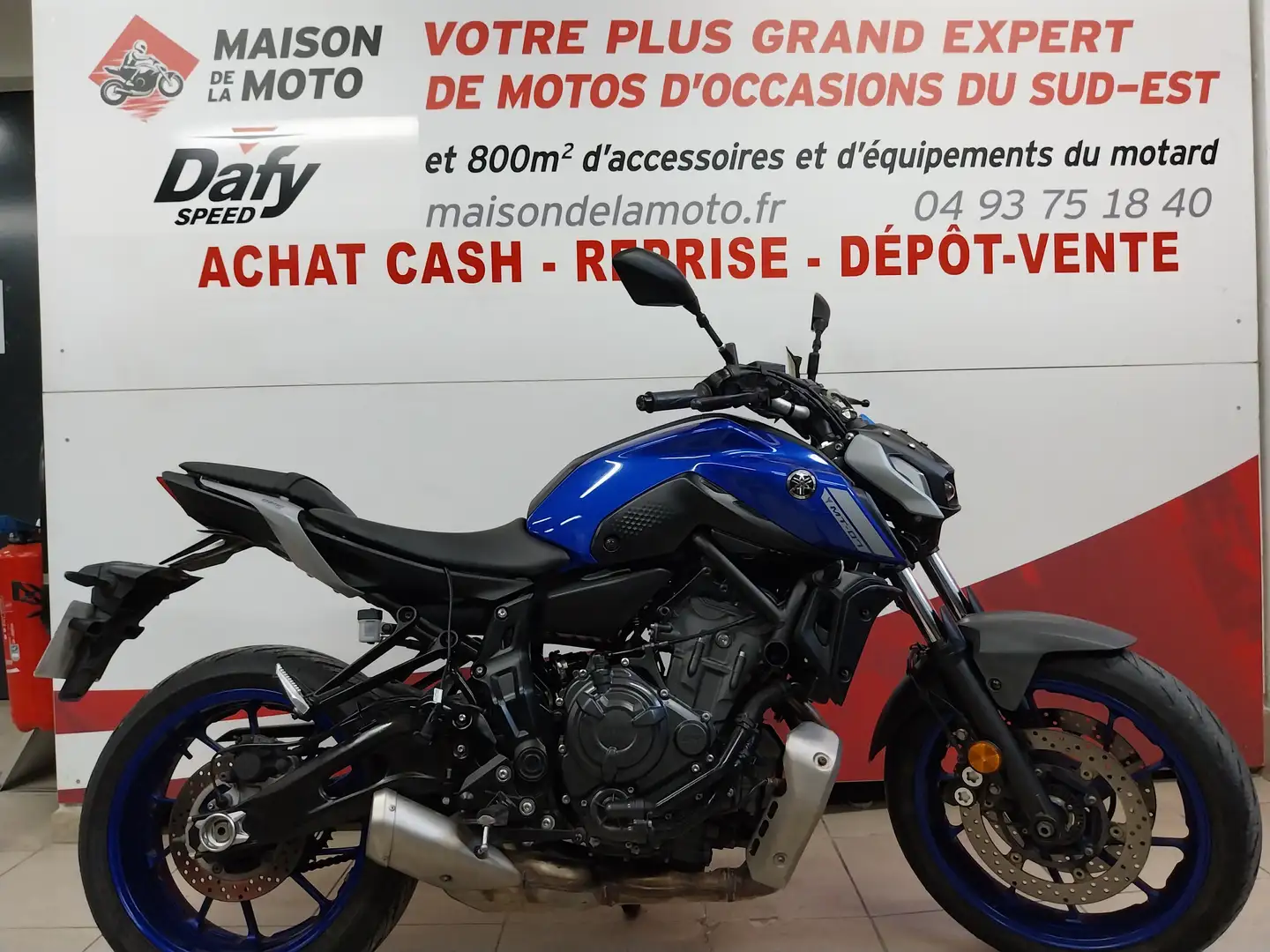 Yamaha MT-07 Bleu - 1