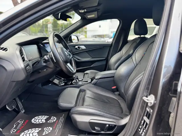 BMW 1 Series view 7