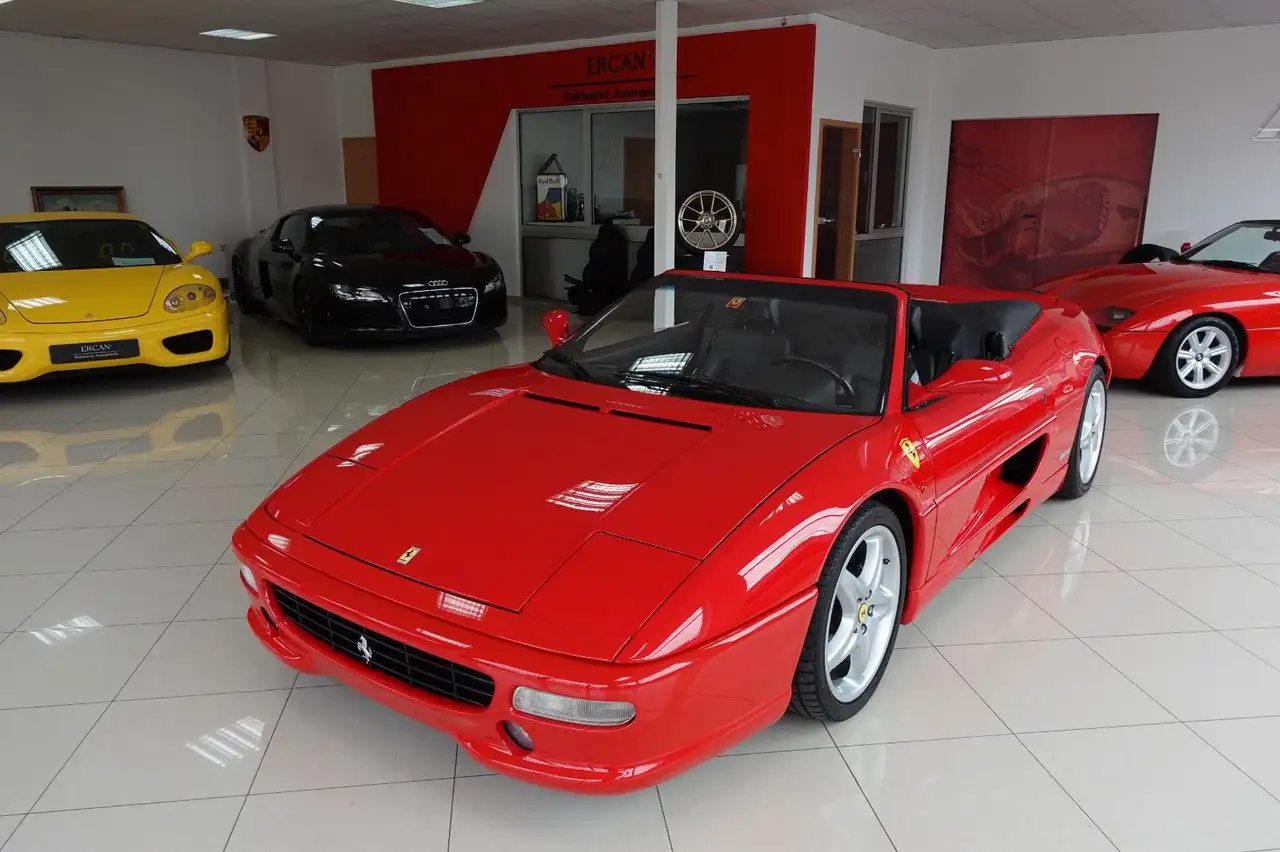 Ferrari F355