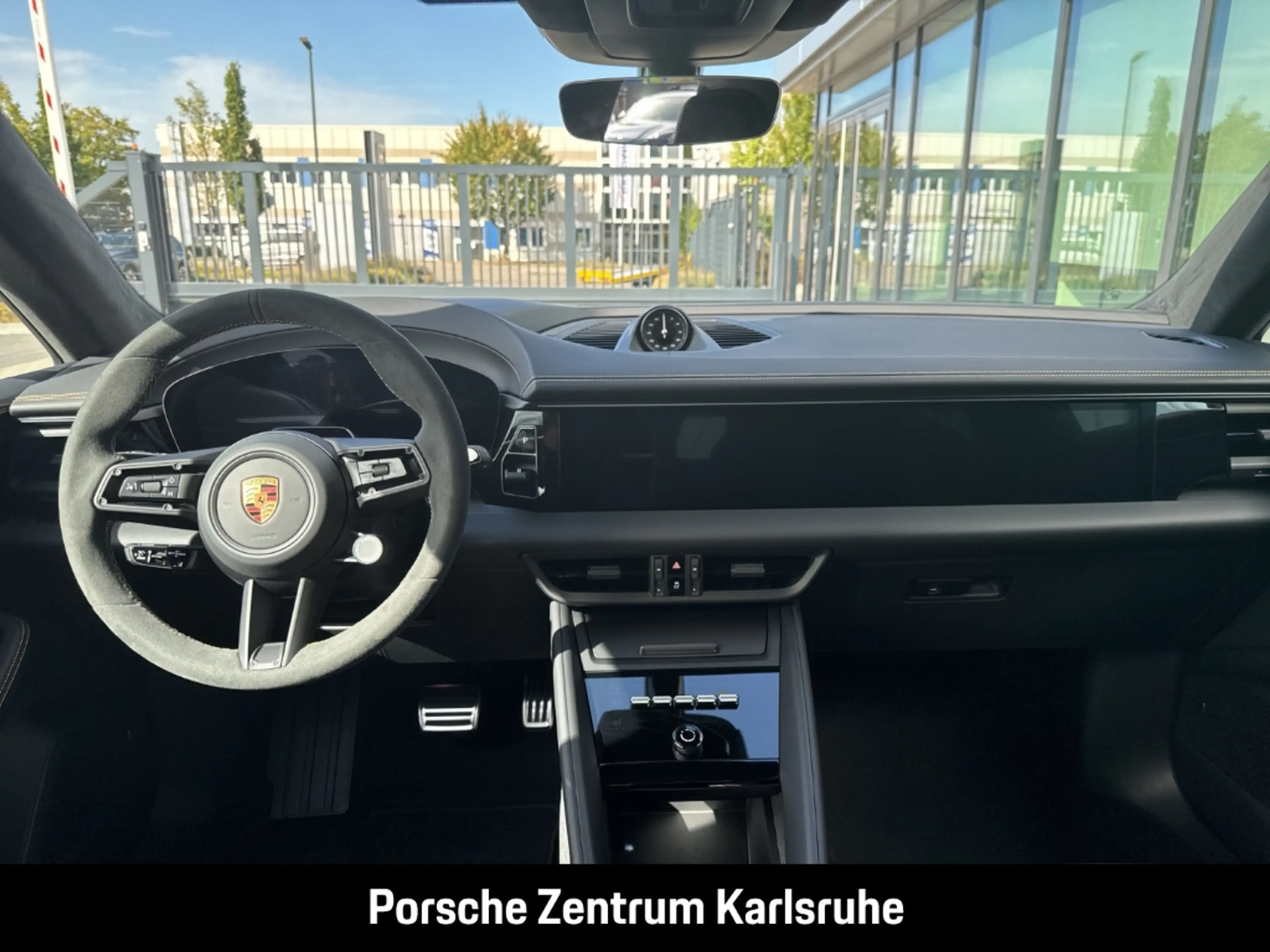 Porsche Macan GTS HA-Lenkung Head-Up Surround-View BOSE — photo 9