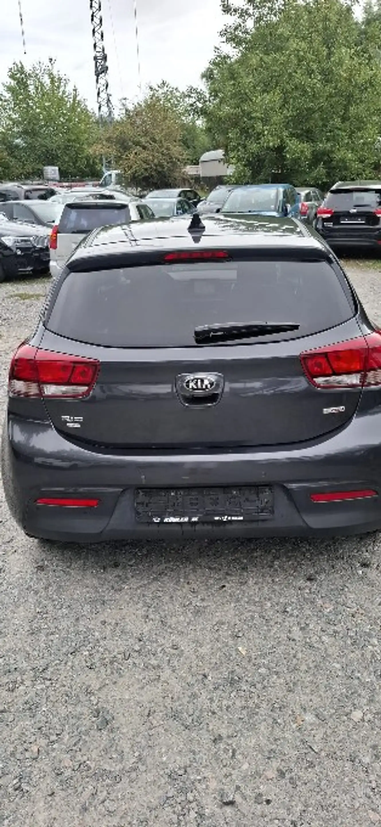 Kia Rio Rio Fließheck 1.0 T-GDI 100 Dream-Team Modell 2019 — photo 2