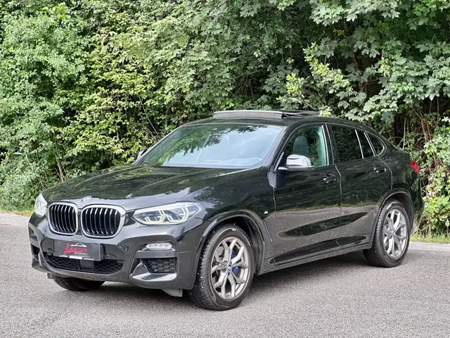 BMW X4 view 4