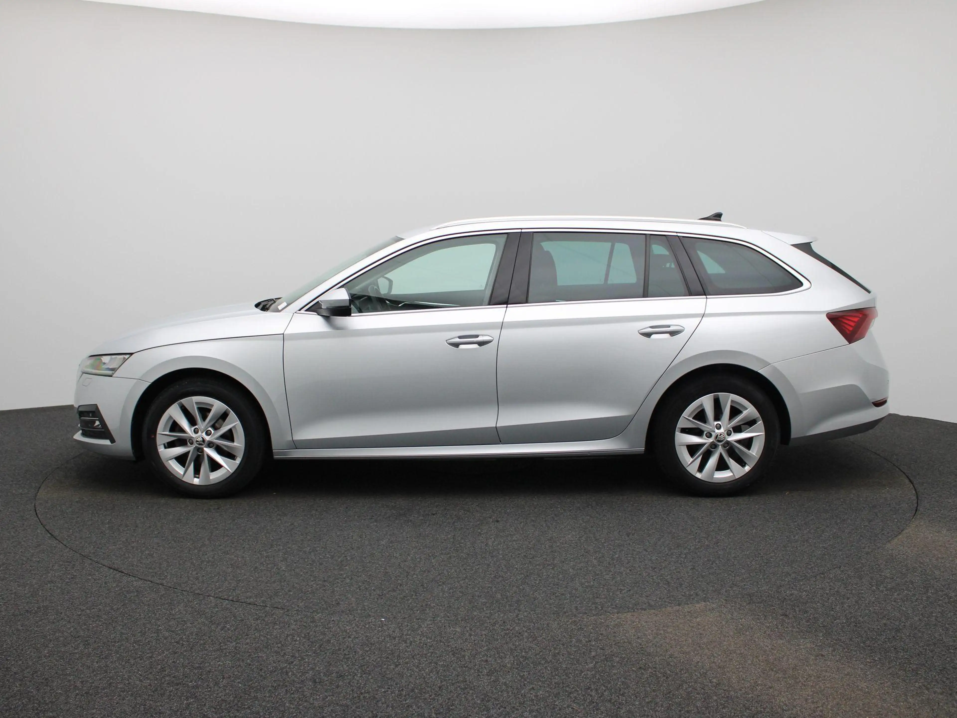 Skoda Octavia Combi 1.0 TSI Business Edition Plus | STOELVERWARM — photo 4