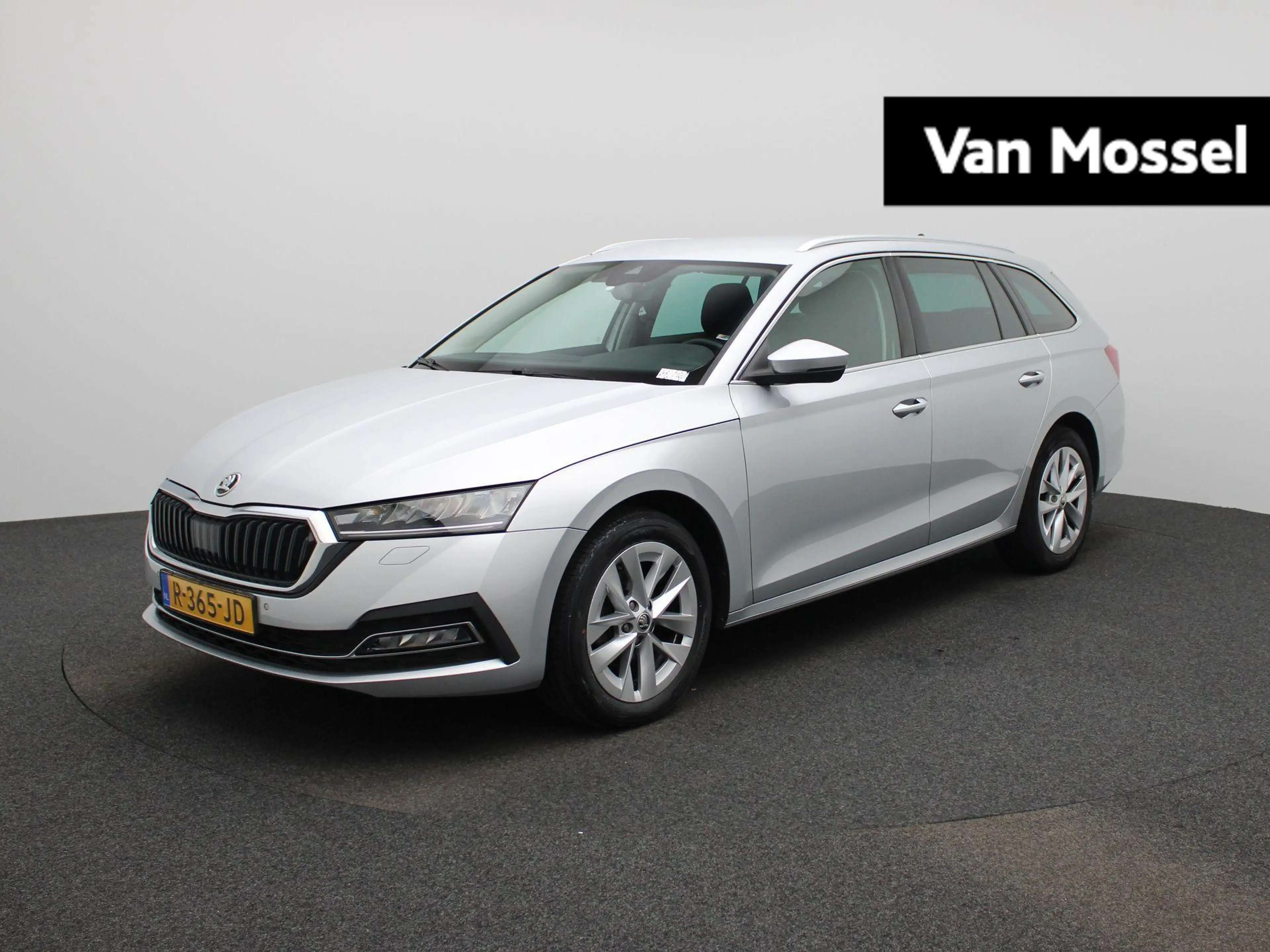 Skoda Octavia Combi 1.0 TSI Business Edition Plus | STOELVERWARM