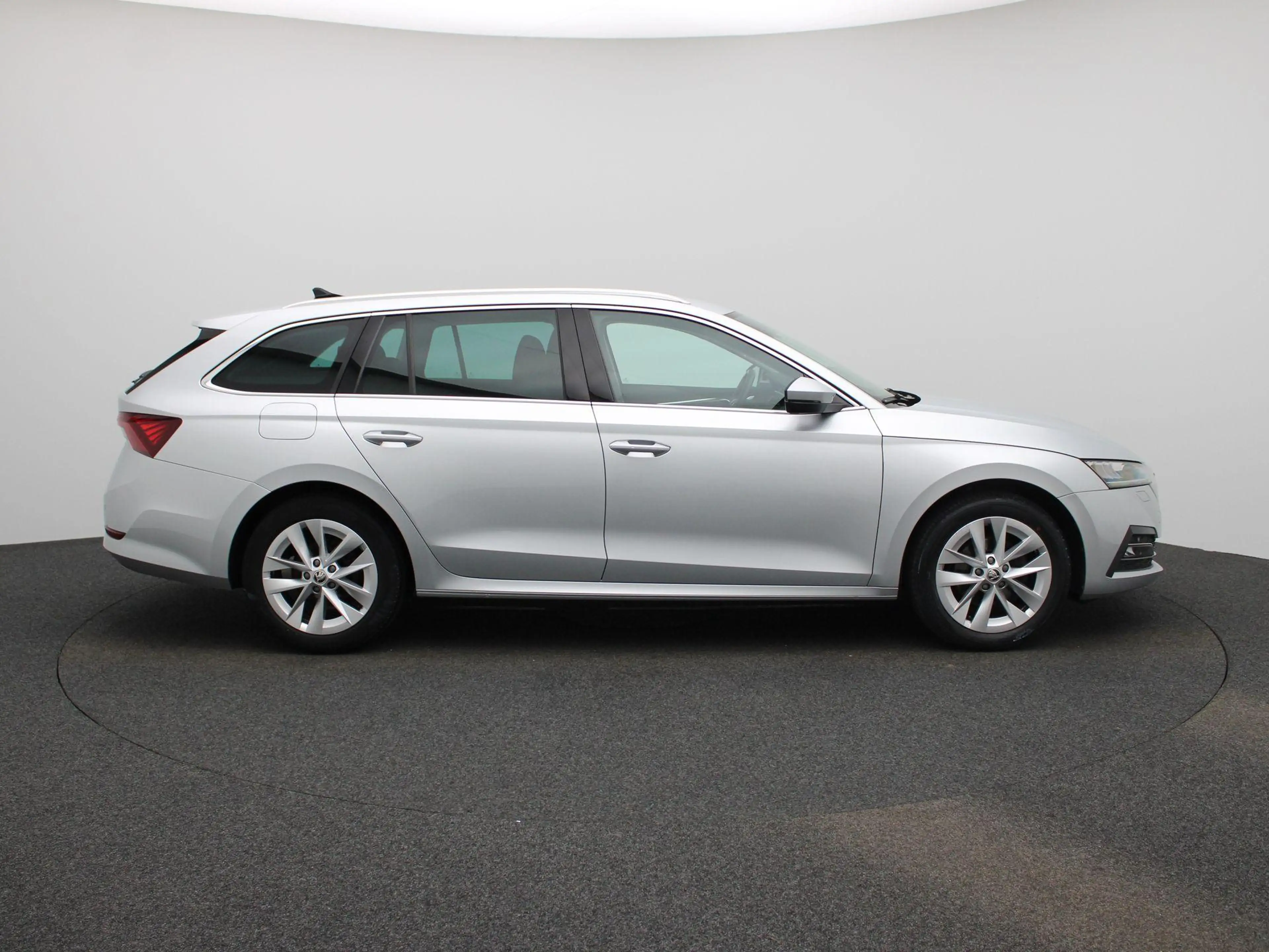Skoda Octavia Combi 1.0 TSI Business Edition Plus | STOELVERWARM — photo 6