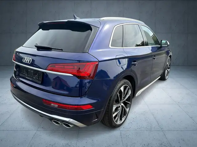 Audi SQ5 view 15