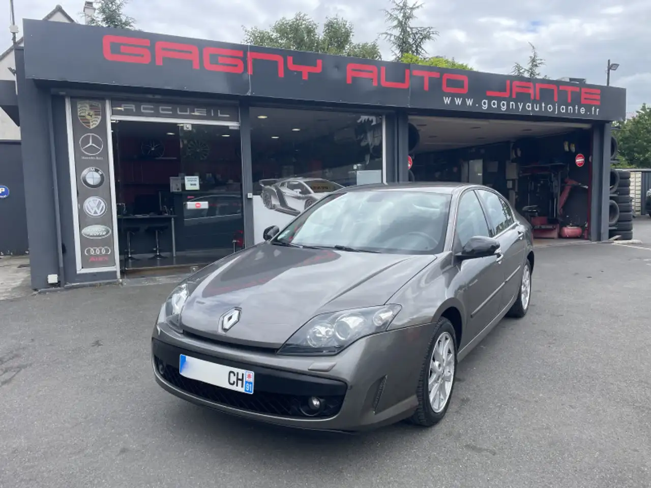 Renault Laguna 1.5 DCI 110CH BLACK EDITION CARMINAT ECO