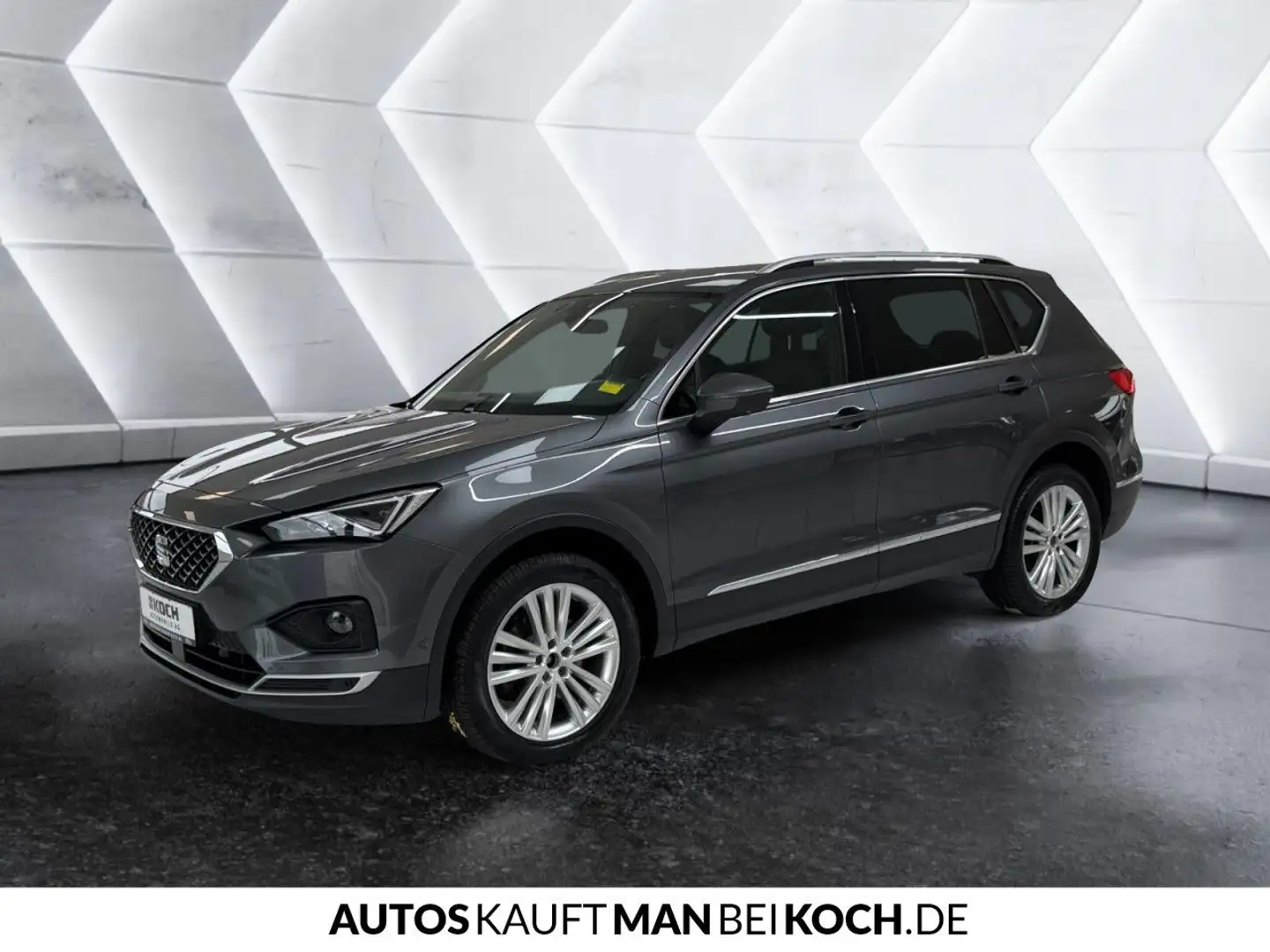SEAT Tarraco 2.0 TDI DSG 4Drive Xcellence AHK PANO PDC Gris - 2