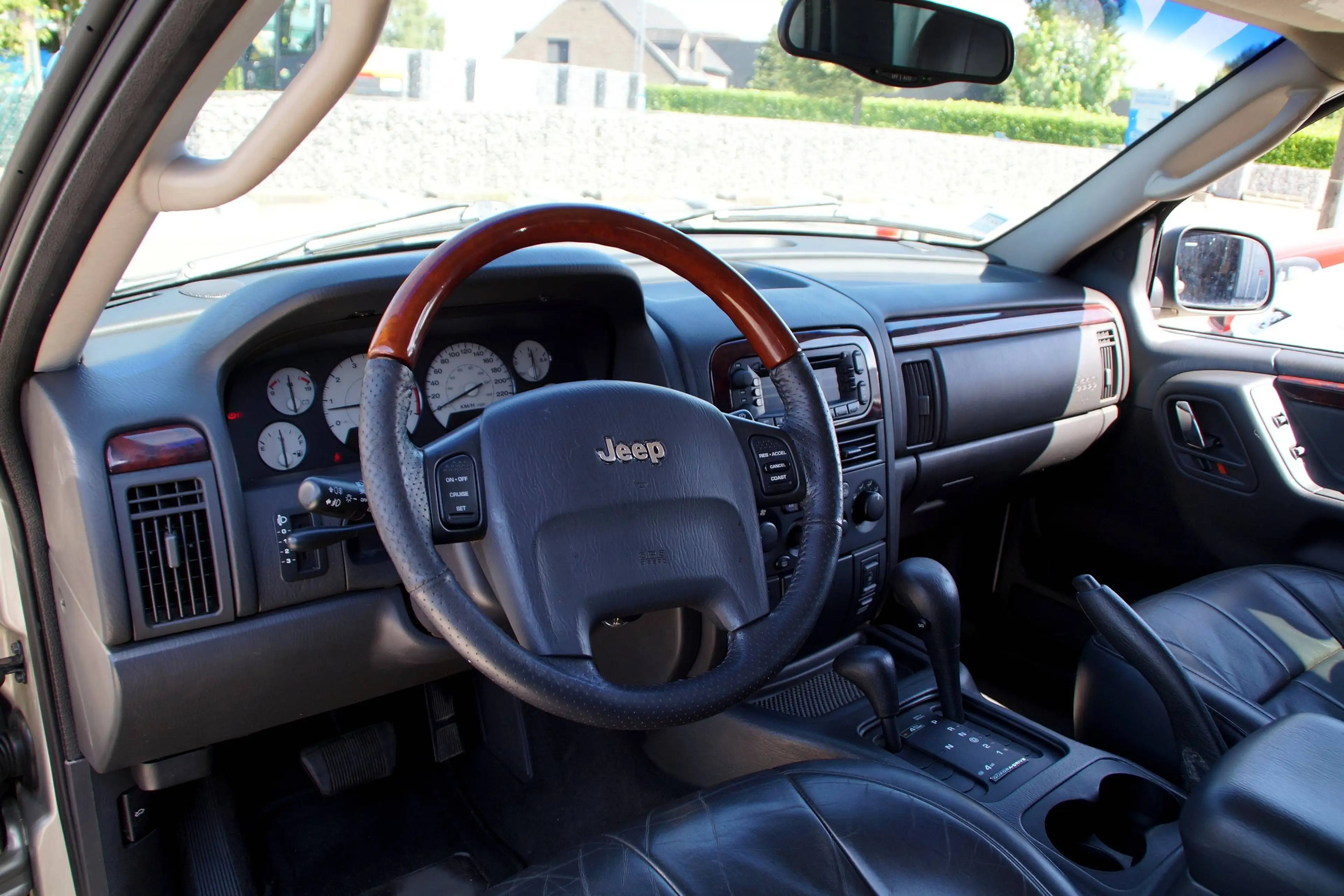 Jeep Grand Cherokee 4.7i V8 Limited (Quadra-Drive) 4x4 LPG _Utilitaire _Garantie✅ — photo 12