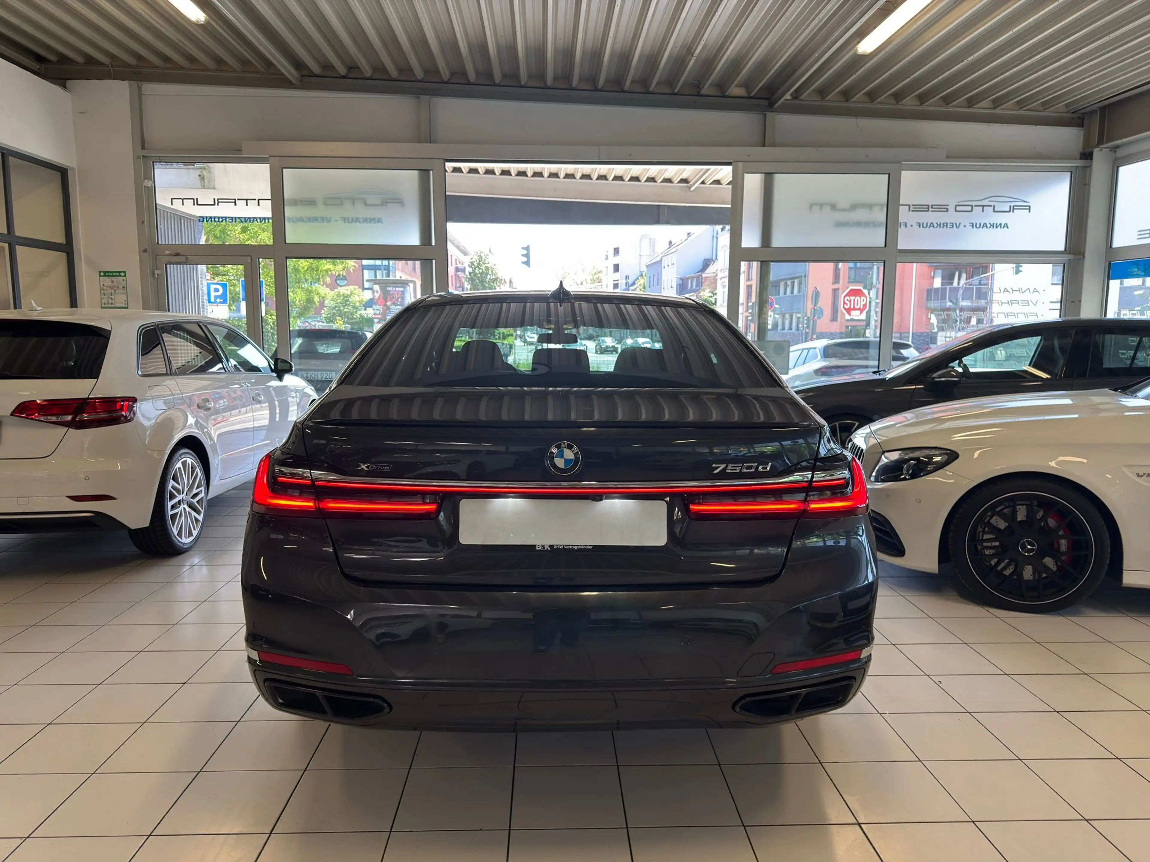 BMW 730 730 d xDrive/Massage/S.Dach/HUD/AHK/8Fach — photo 5