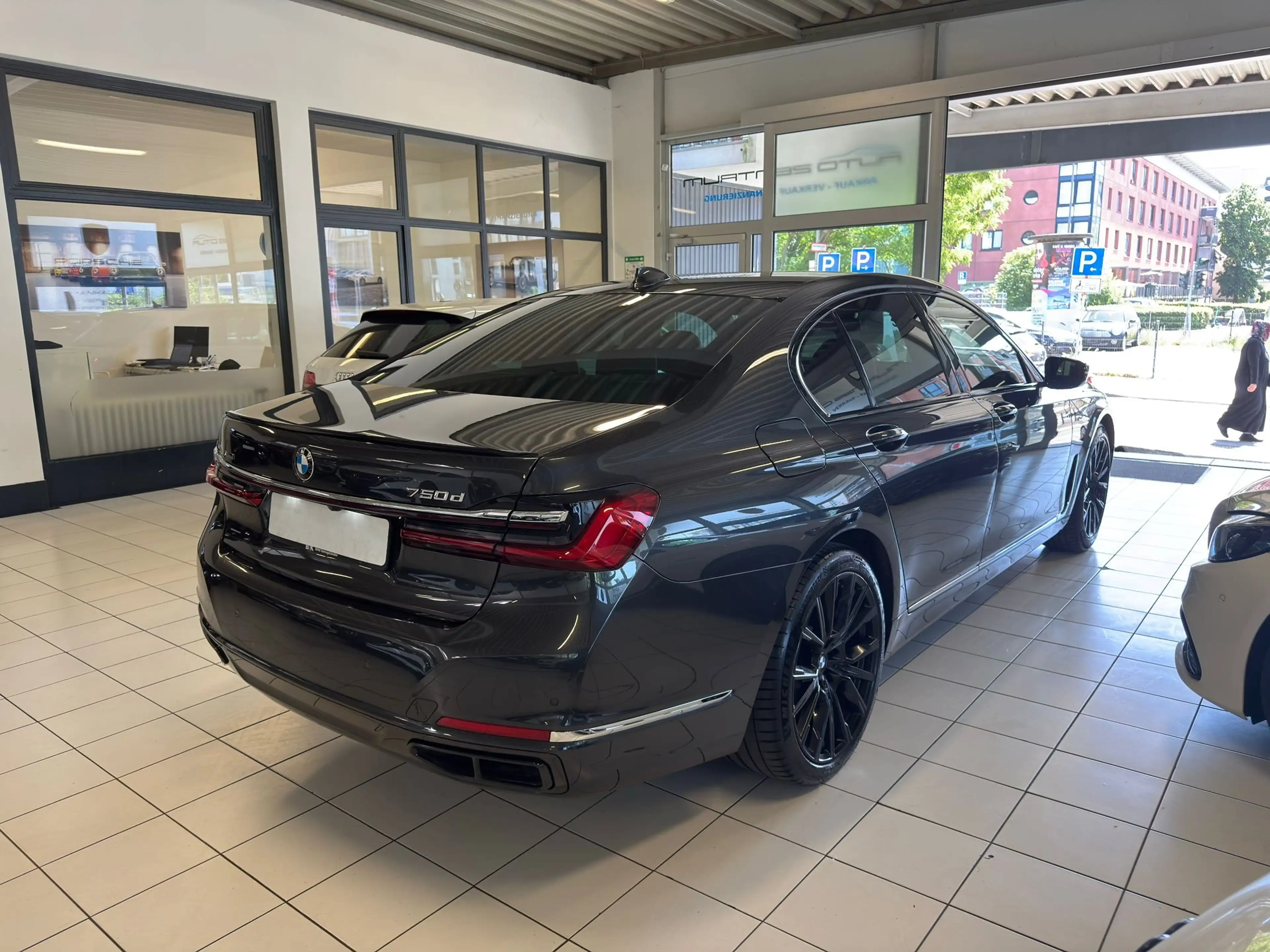 BMW 730 730 d xDrive/Massage/S.Dach/HUD/AHK/8Fach — photo 6