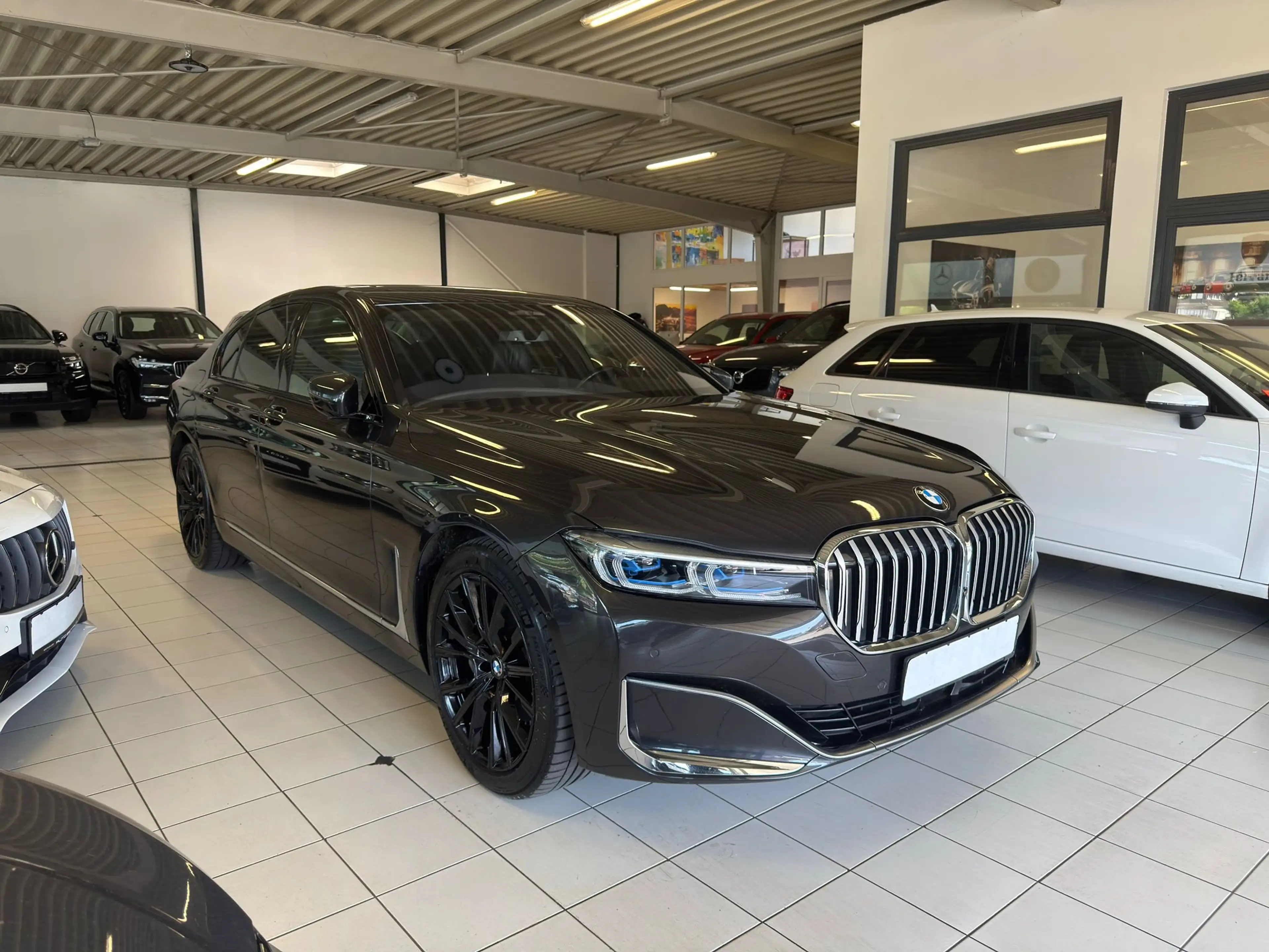 BMW 730 730 d xDrive/Massage/S.Dach/HUD/AHK/8Fach — photo 10