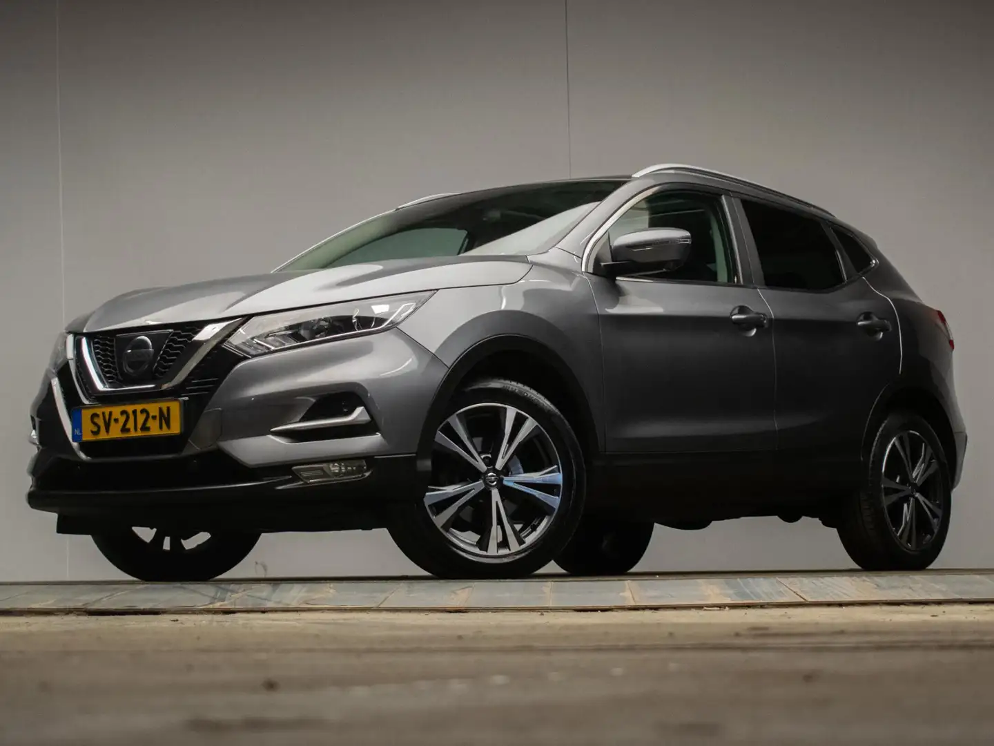 Nissan Qashqai 1.2 N-Connecta Sport (PANORAMADAK,NAVI,CAMERA,360 Gris - 2