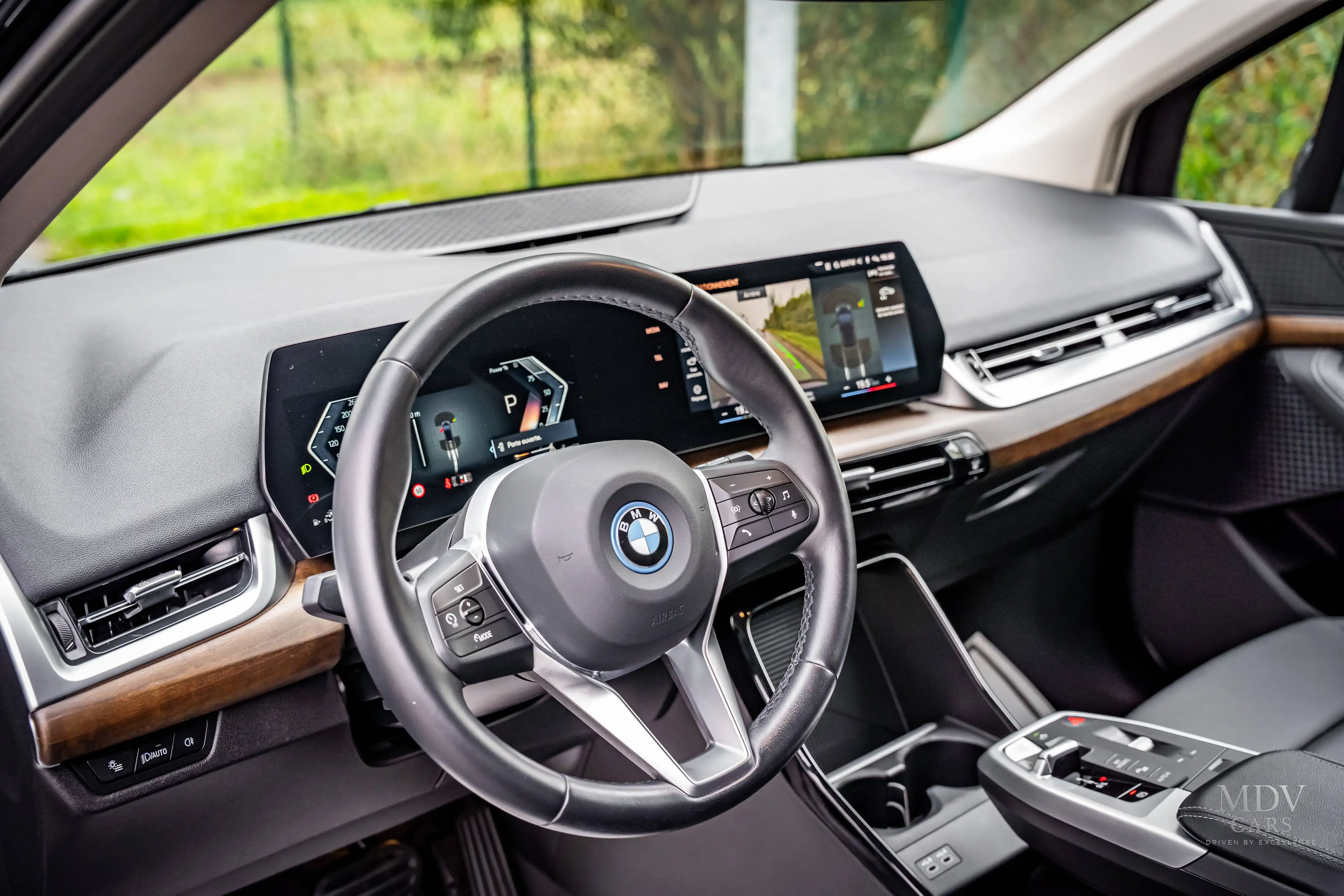 BMW 225 Active Tourer PHEV 225xeA (180 kW) — photo 15