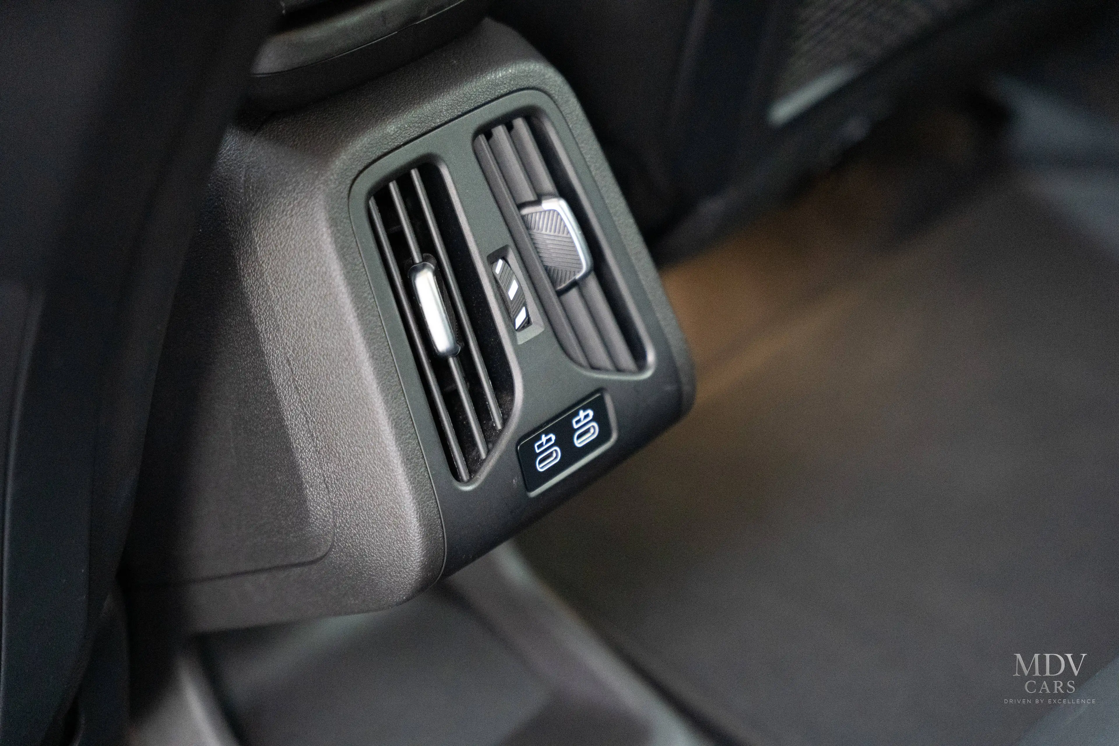 BMW 225 Active Tourer PHEV 225xeA (180 kW) — photo 13