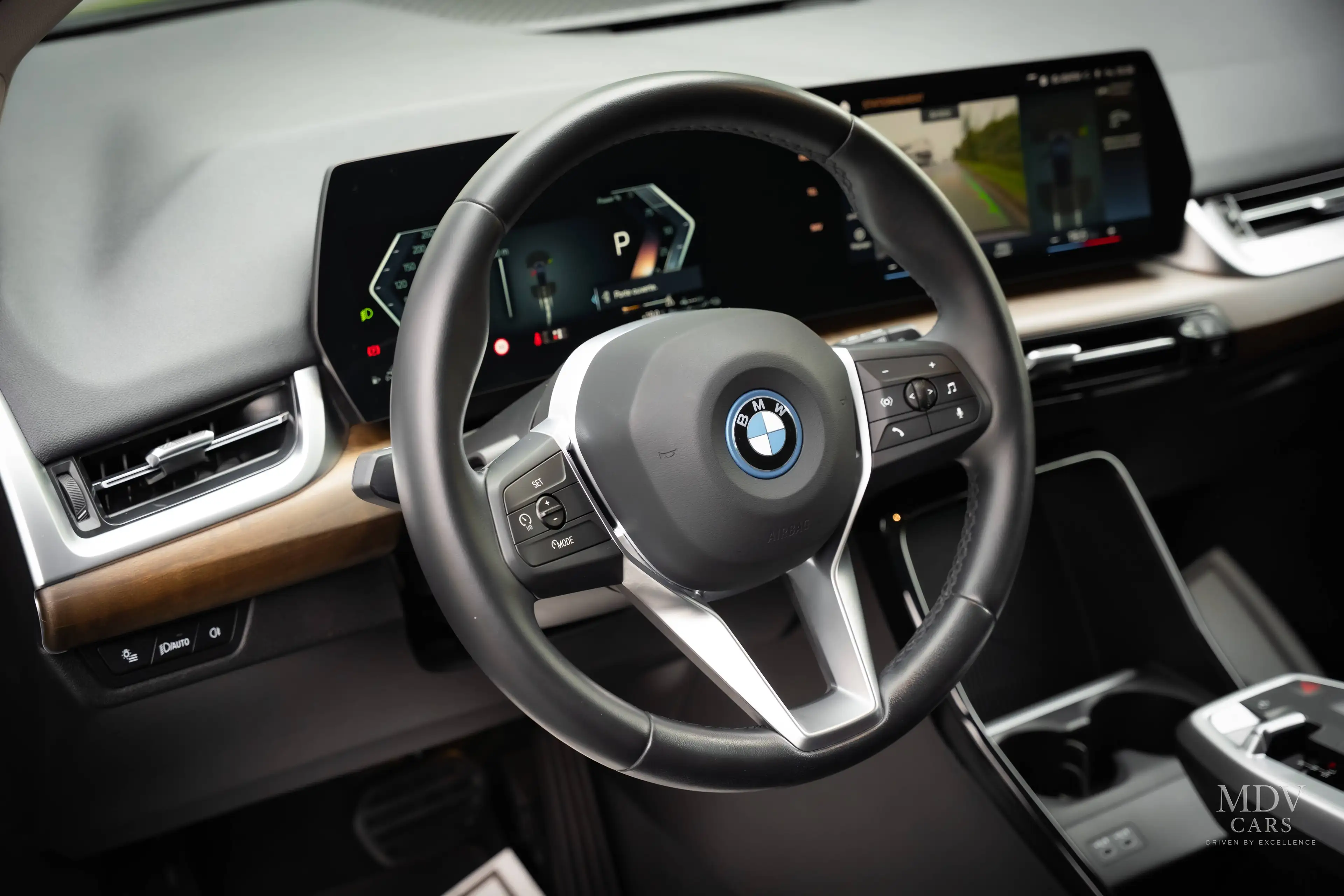 BMW 225 Active Tourer PHEV 225xeA (180 kW) — photo 12