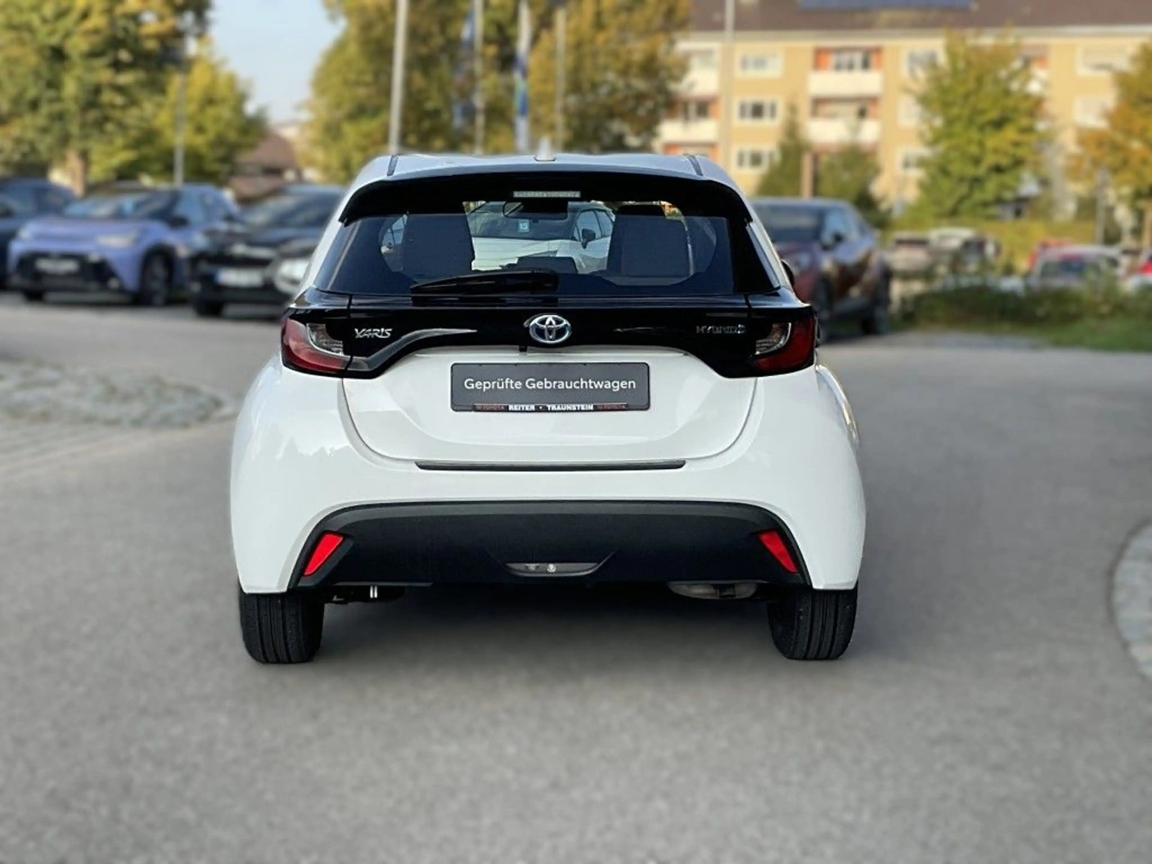 Toyota Yaris Hybrid 1.5 VVT-i Comfort — photo 5