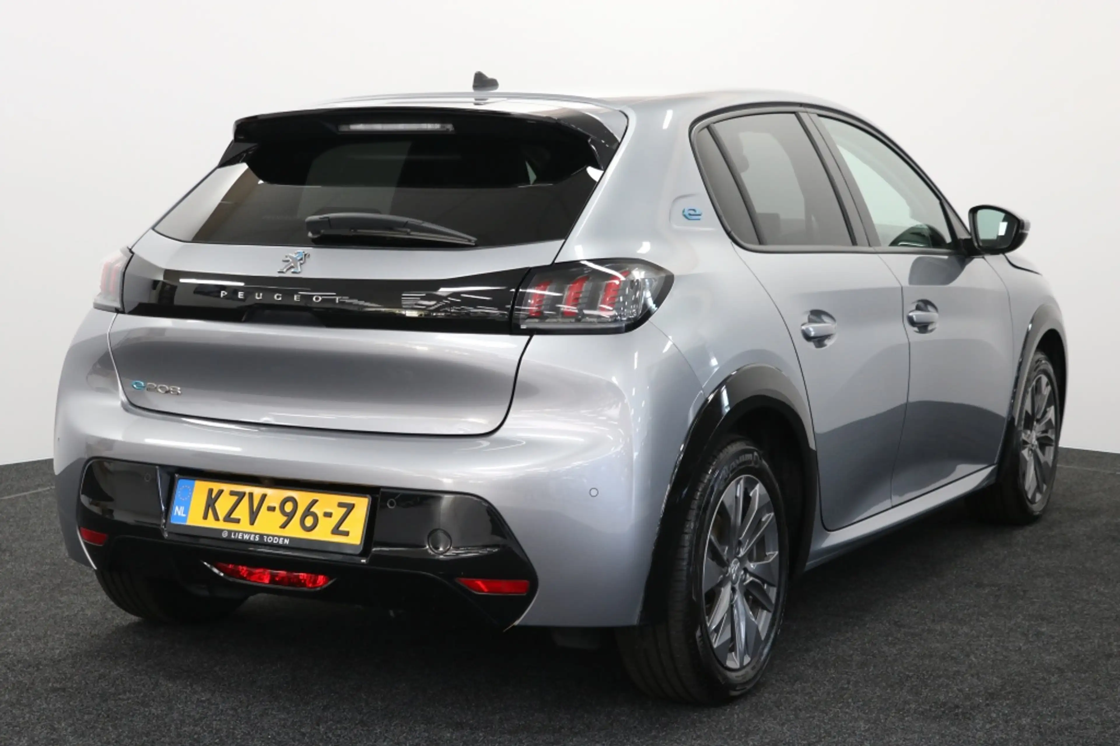 Peugeot e-208 5-drs Allure Pack 50 kWh — photo 14