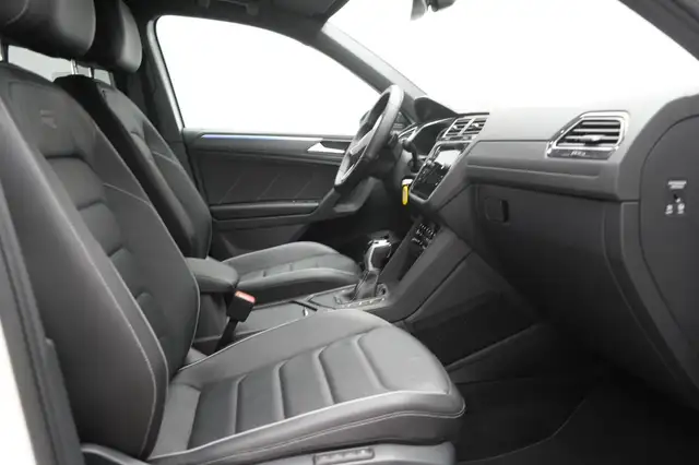 Volkswagen Tiguan view 15
