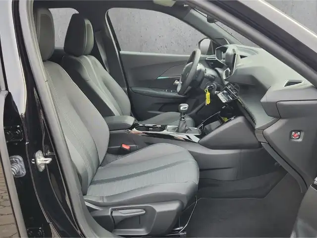 Peugeot 2008 view 13