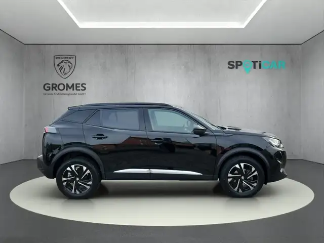 Peugeot 2008 view 2