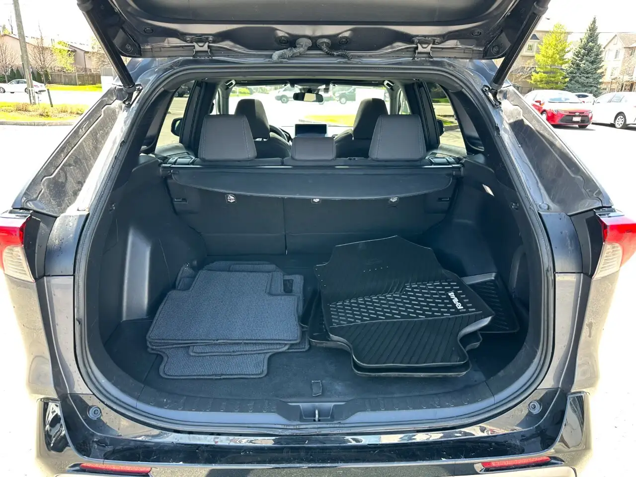 Toyota RAV 4 снимка Toyota RAV 4