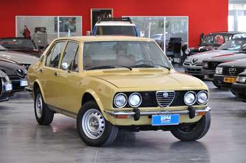 1.8 scudo largo Giallo Piper