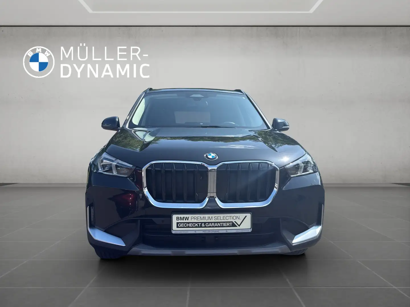 BMW X1 sDrive20i DAB LED Komfortzg. Parkassistent Schwarz - 2