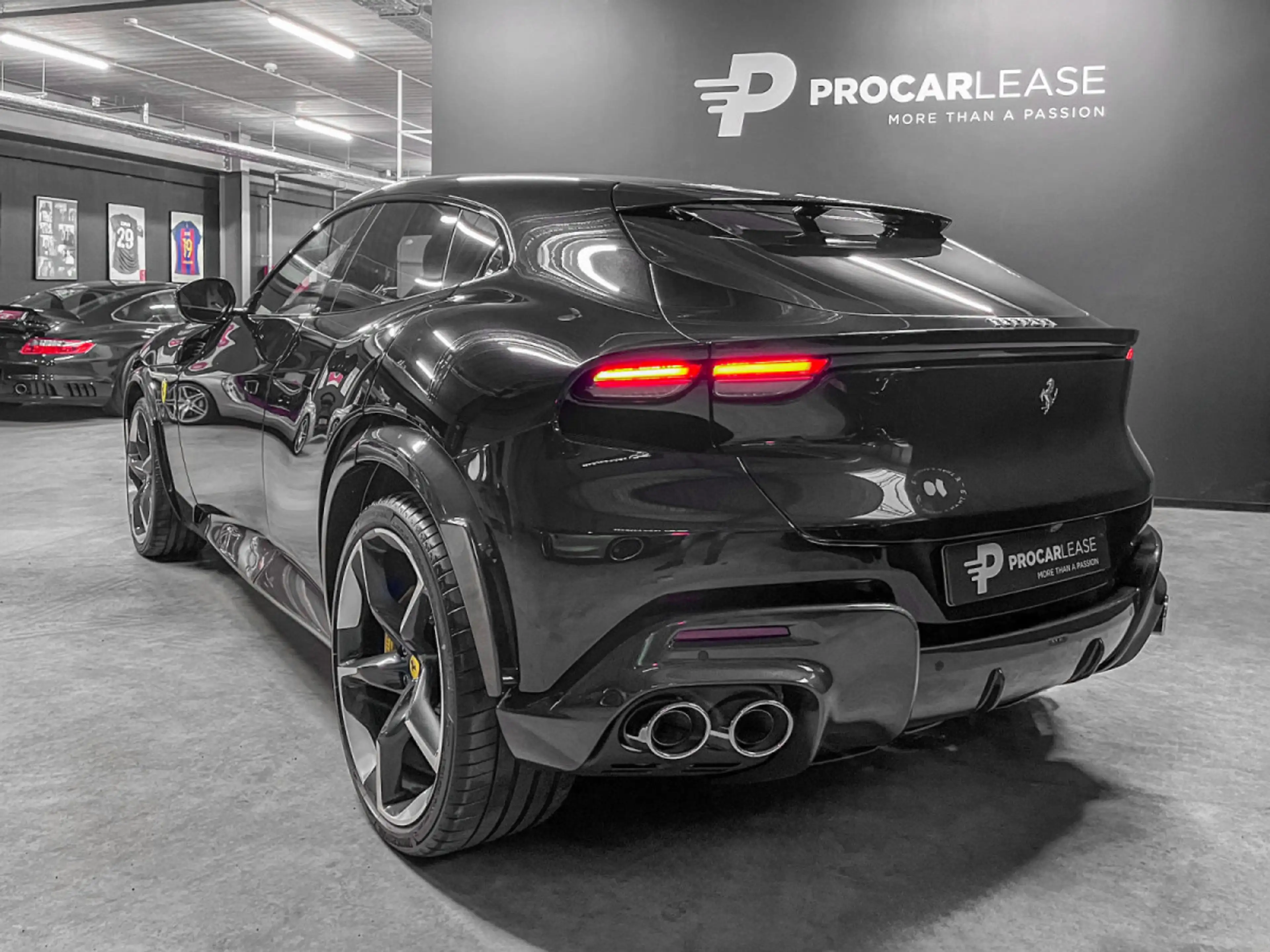 Ferrari Purosangue STOCK/ NEW/SABBIA/ FULL CARBON — photo 2