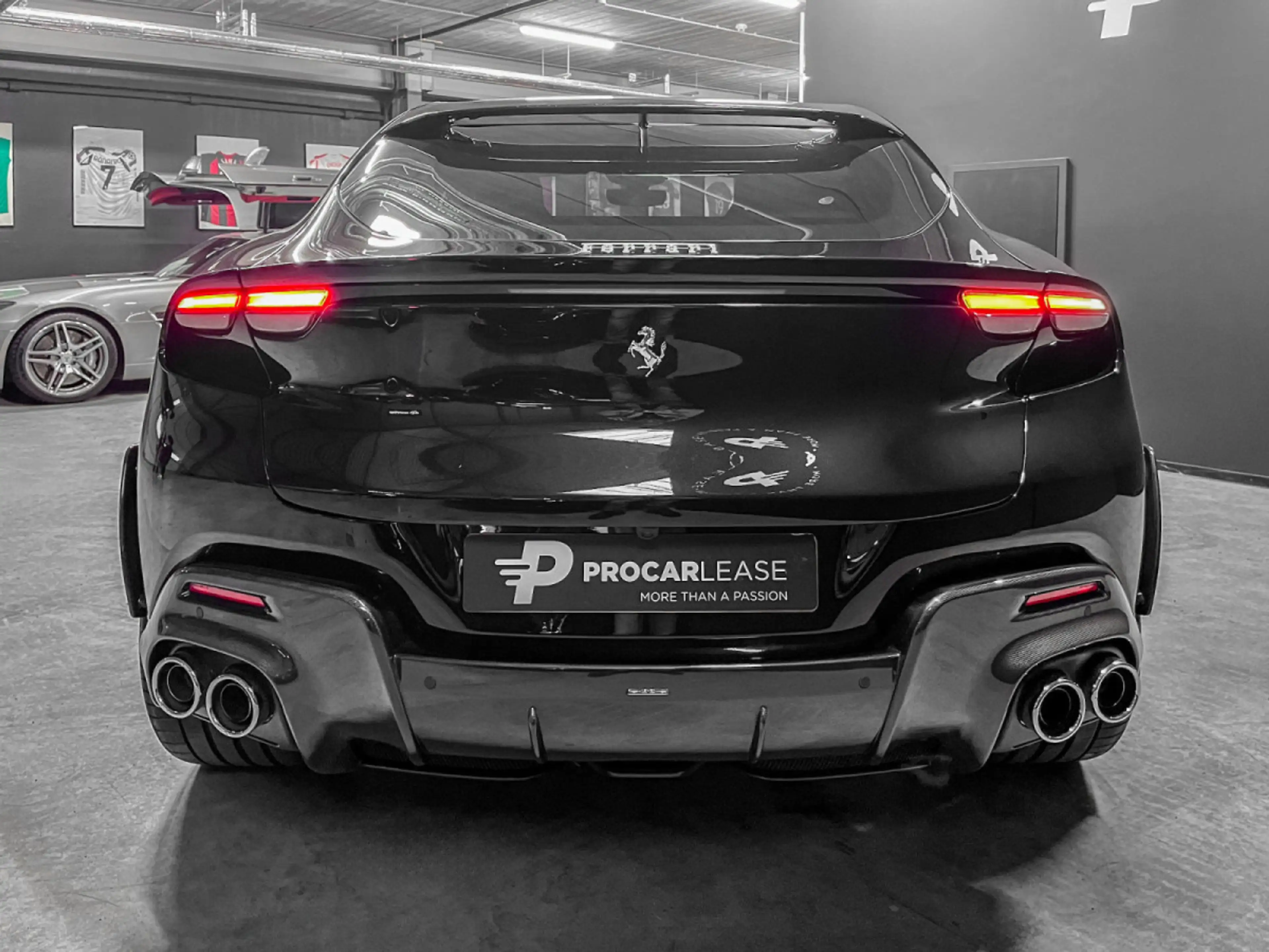 Ferrari Purosangue STOCK/ NEW/SABBIA/ FULL CARBON — photo 3