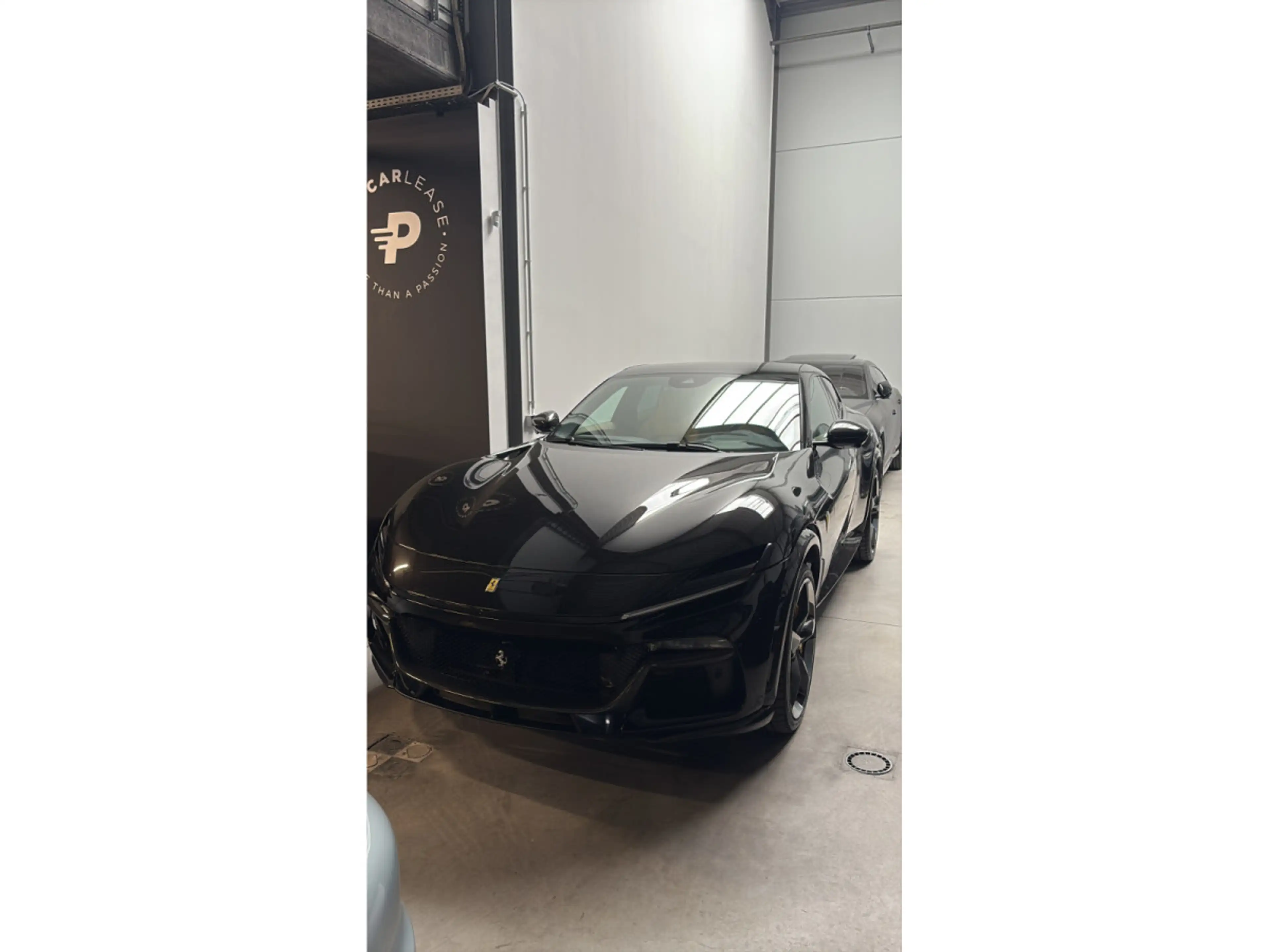 Ferrari Purosangue STOCK/ NEW/SABBIA/ FULL CARBON — photo 4