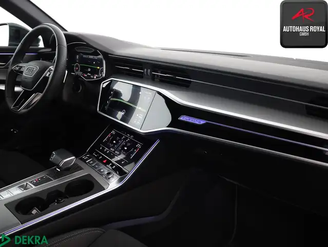 Audi A6 view 10