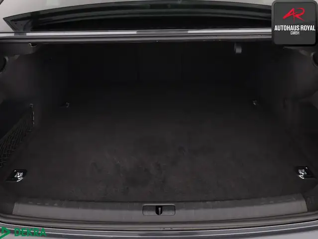 Audi A6 view 14