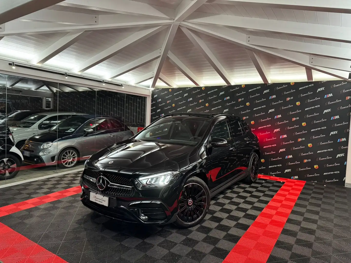Mercedes-Benz GLA 200 d Automatic Premium Nero - 1