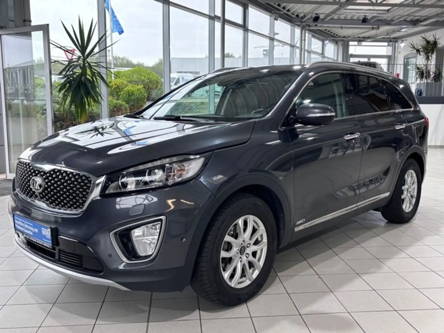 Kia Sorento Platinum Edition 4WD Gris - 2