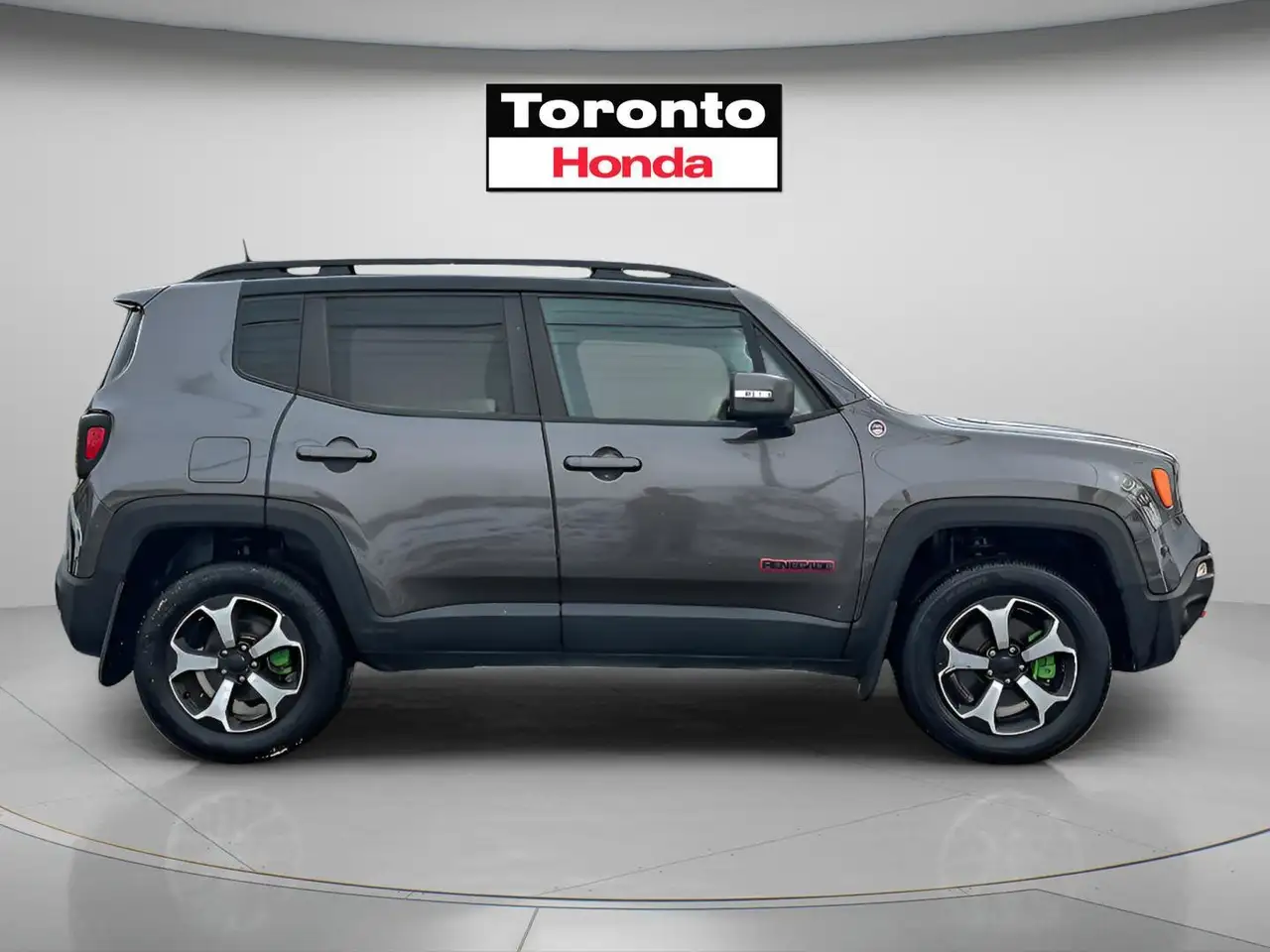 Jeep Renegade снимка Jeep Renegade