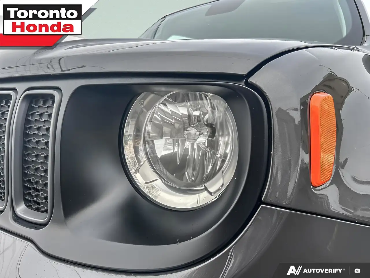 Jeep Renegade снимка Jeep Renegade