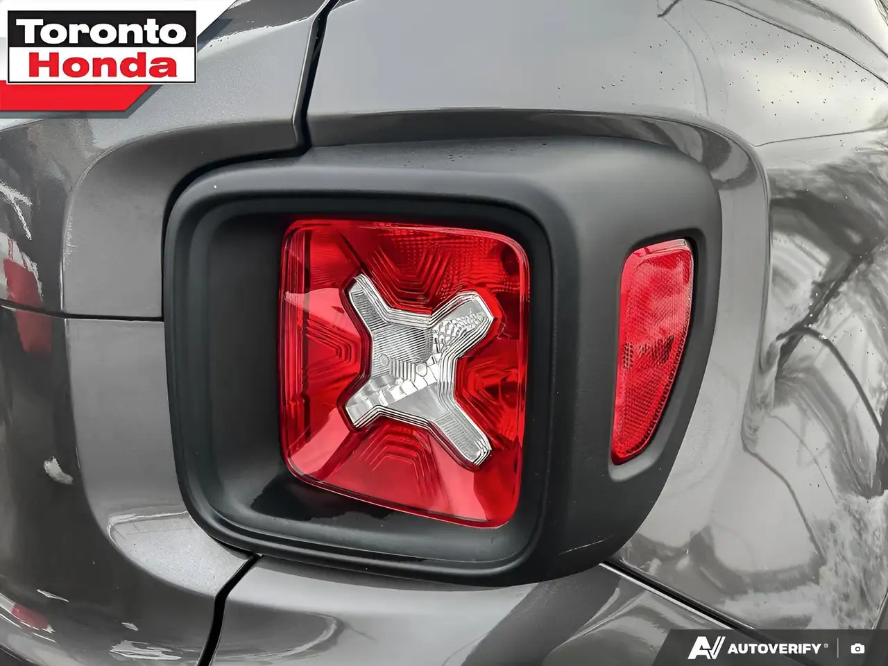 Jeep Renegade снимка Jeep Renegade