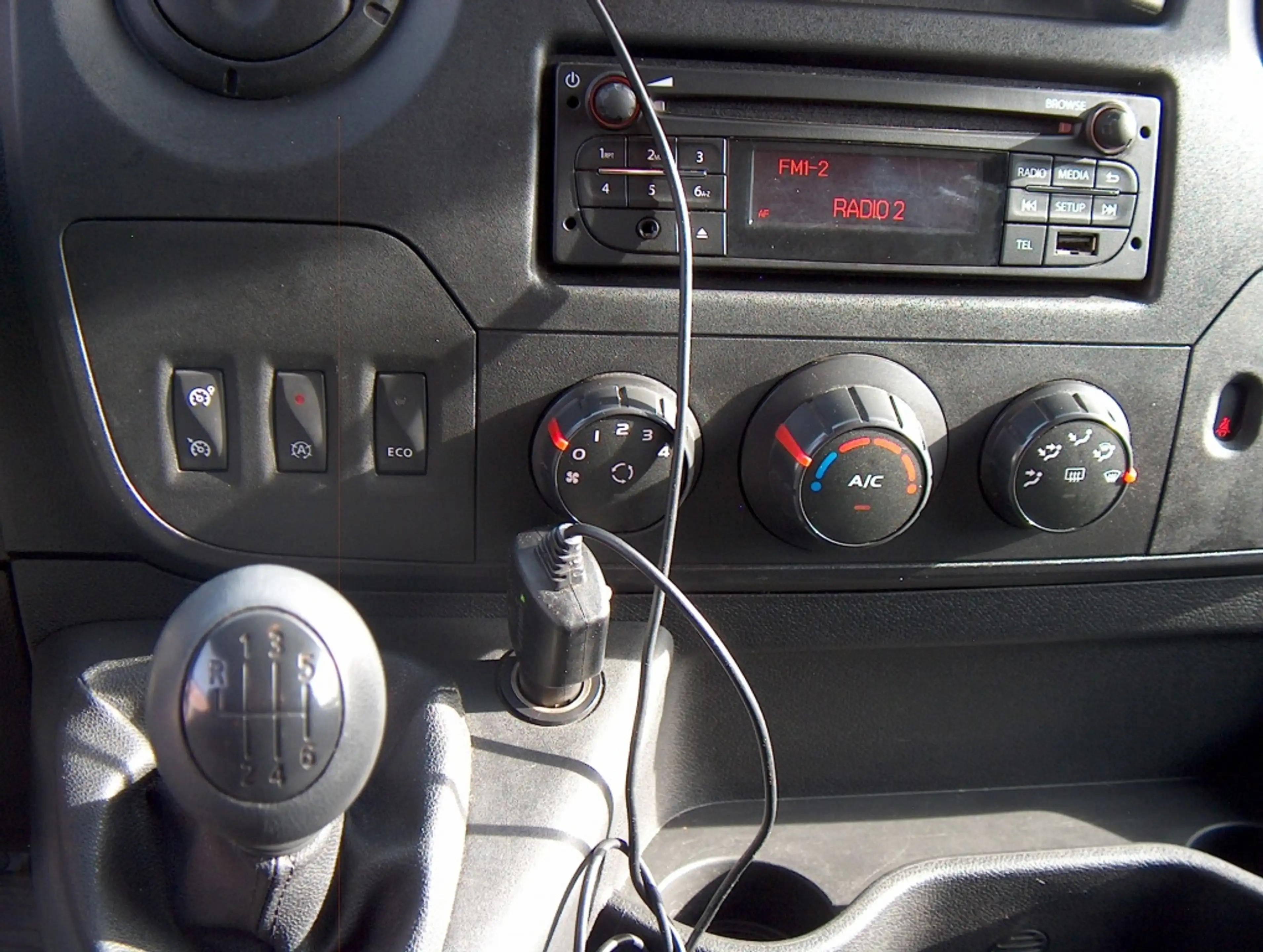 Nissan NV400 2.3 dCi L2H2 Optima — photo 8