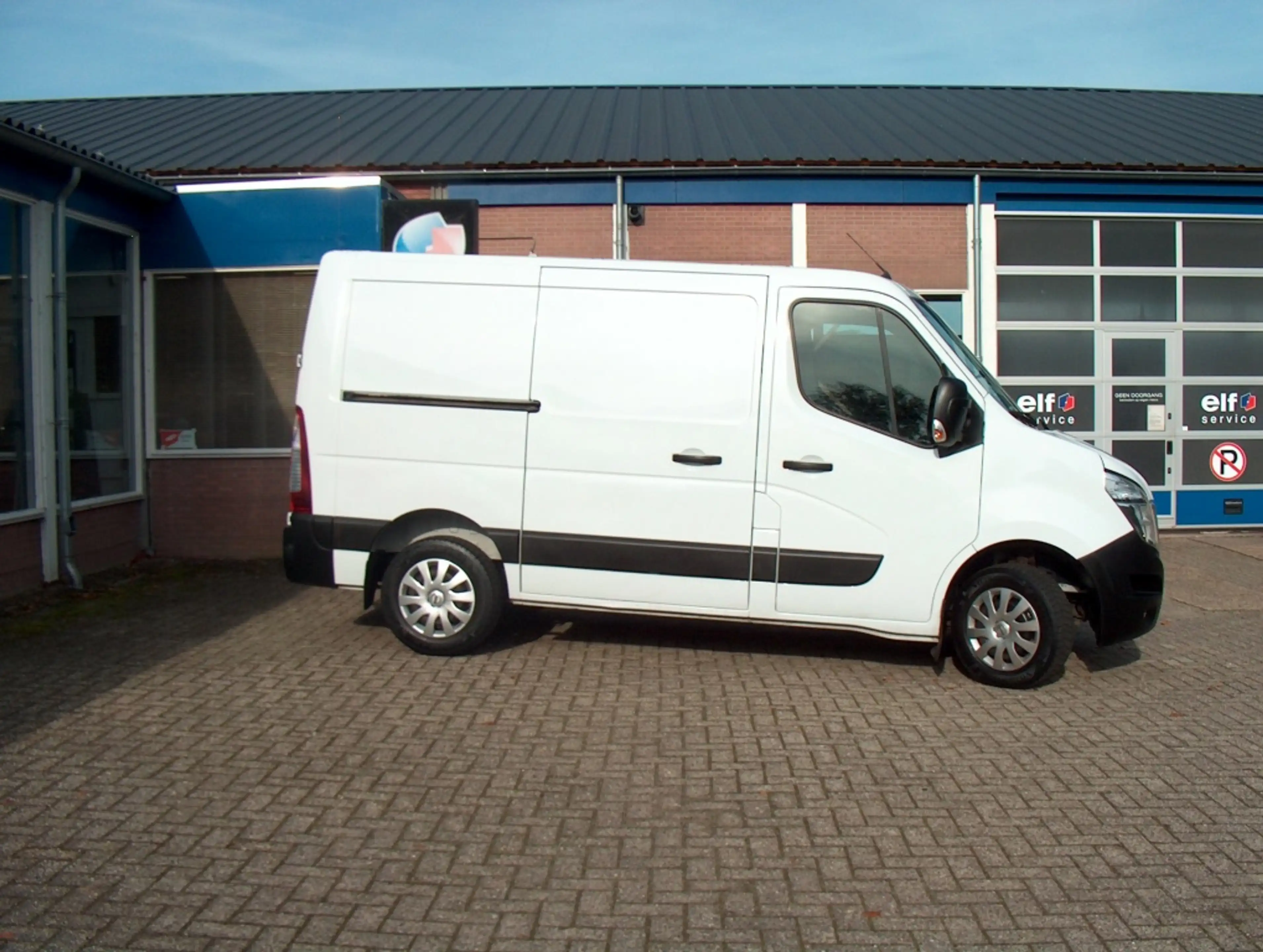 Nissan NV400 2.3 dCi L2H2 Optima — photo 2