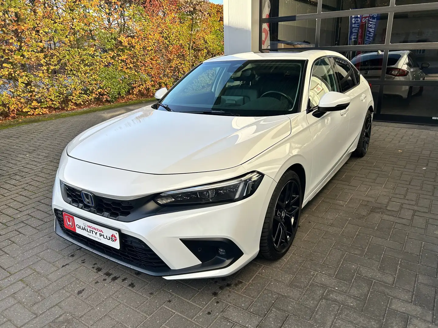 Honda Civic e:HEV 2.0 i-MMD Hybrid Advance -1000 EINDJAAR ACTI Wit - 2