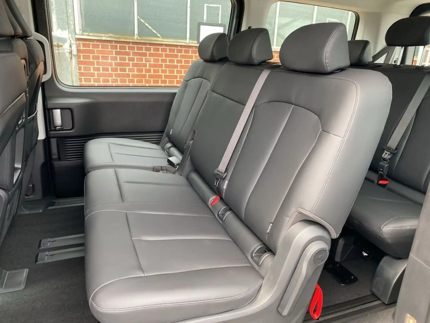 Hyundai STARIA 2.2 AT 9 posti Grigio - 2