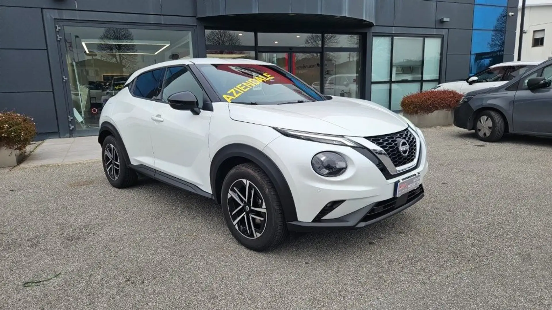 Nissan Juke 1.0 DIG-T 114 CV N-Connecta Blanc - 2