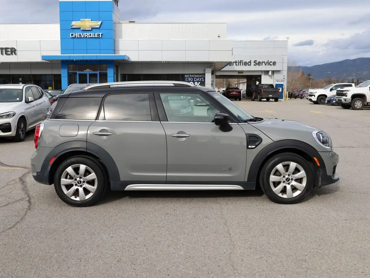MINI Countryman снимка MINI Countryman