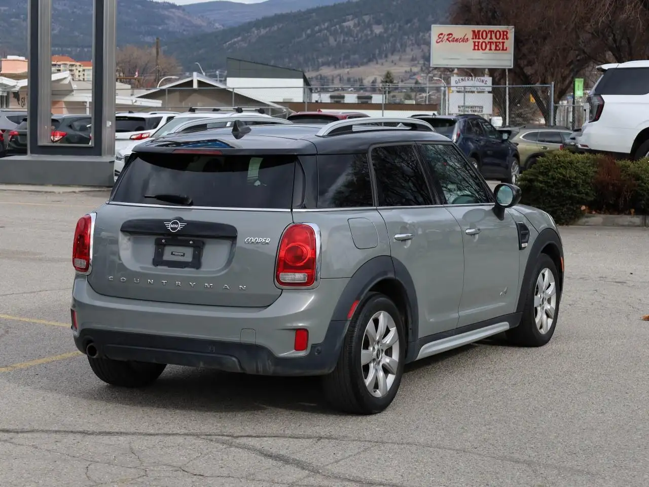 MINI Countryman снимка MINI Countryman