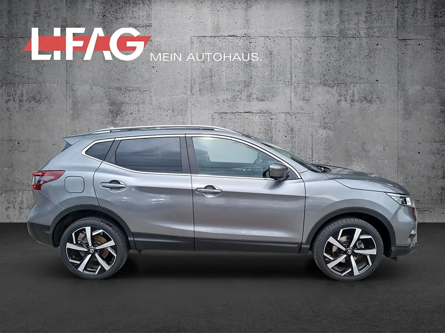 Nissan Qashqai 1,3 DIG-T Akari DCT Aut. *ab € 17.990,-* Grau - 2