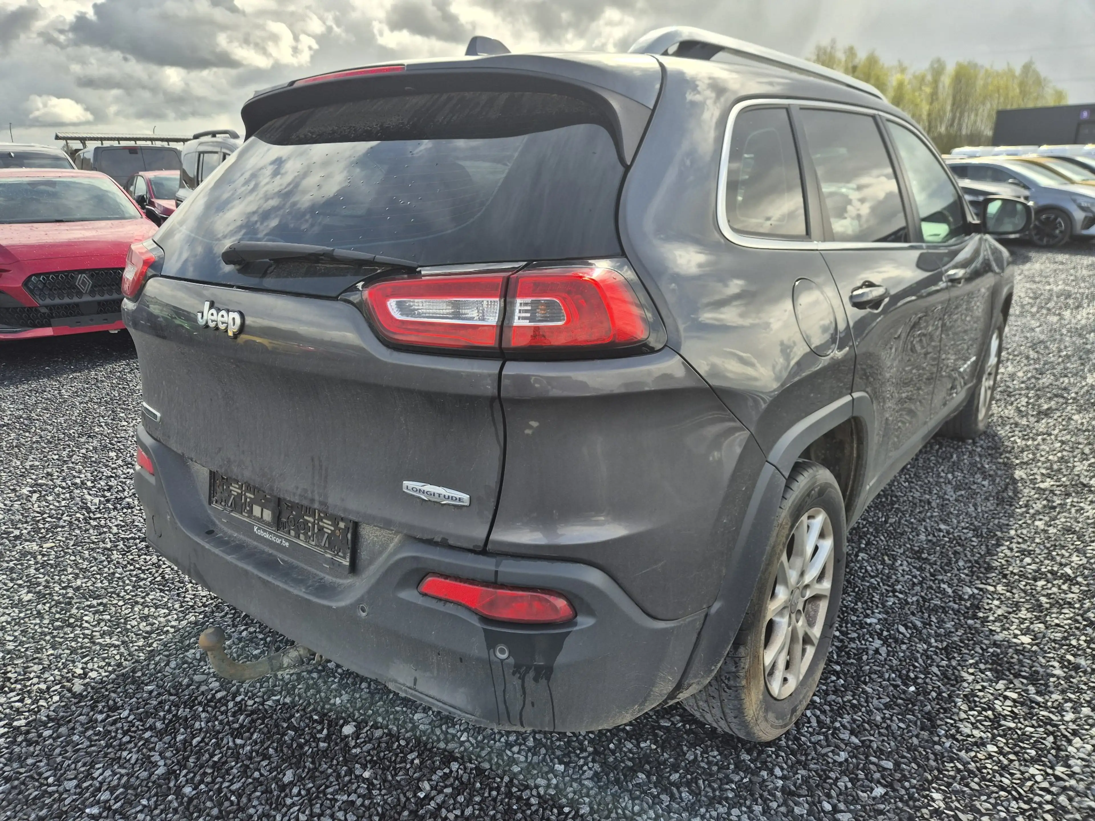 Jeep Cherokee 2.0 MJD 2WD Longitude / Marchand ou Export — photo 6