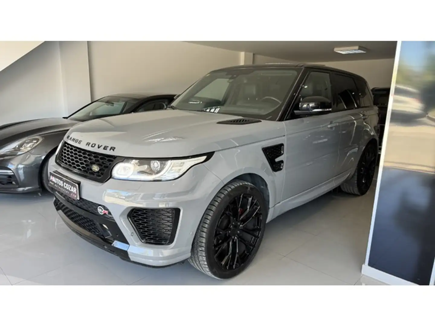 Land Rover Range Rover Sport 3.0TDV6 HSE Aut. Gris - 2