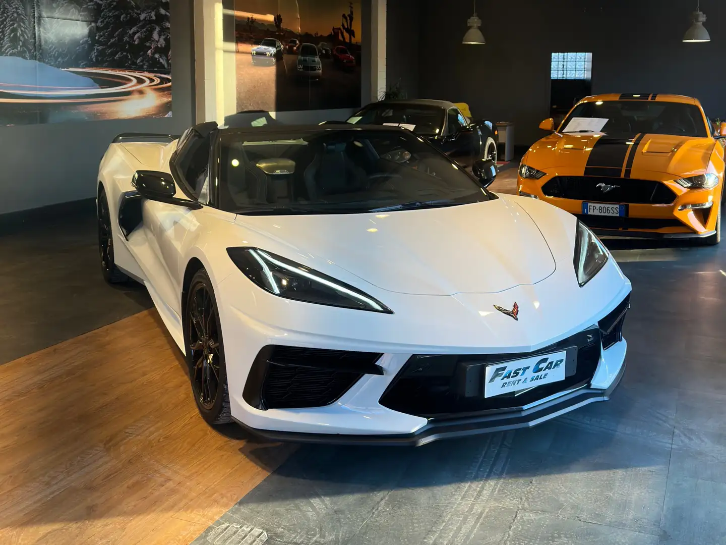 Corvette C8 SOLO NOLEGGIO  Cabrio 6.2 2LT auto SOLO NOLEGGIO Blanco - 2